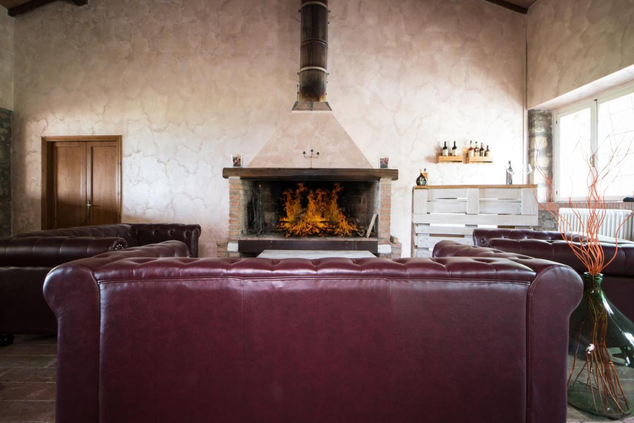 Borgo Fontaccia Bed and Breakfast Σαν Τζιμινιάνο Εξωτερικό φωτογραφία