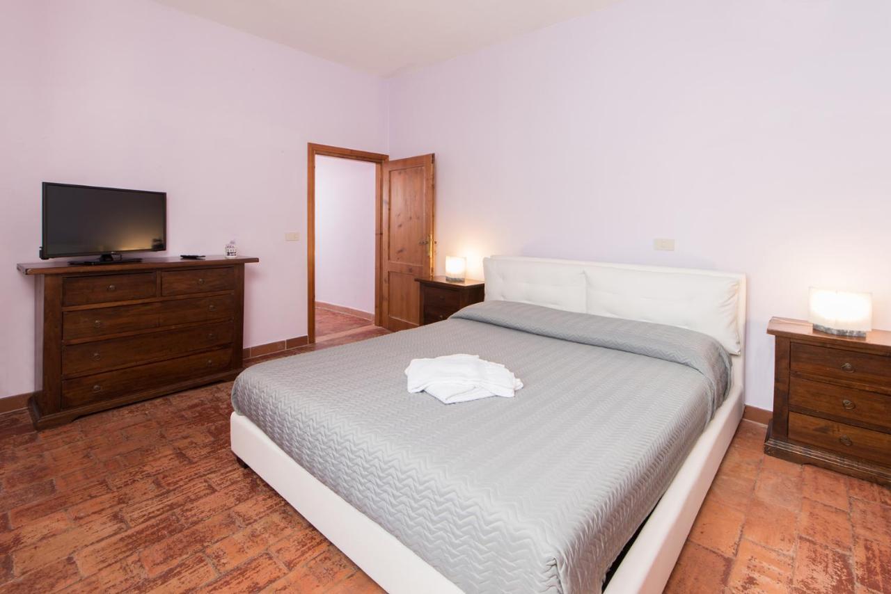 Borgo Fontaccia Bed and Breakfast Σαν Τζιμινιάνο Εξωτερικό φωτογραφία