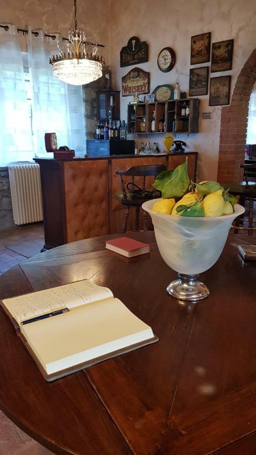 Borgo Fontaccia Bed and Breakfast Σαν Τζιμινιάνο Εξωτερικό φωτογραφία